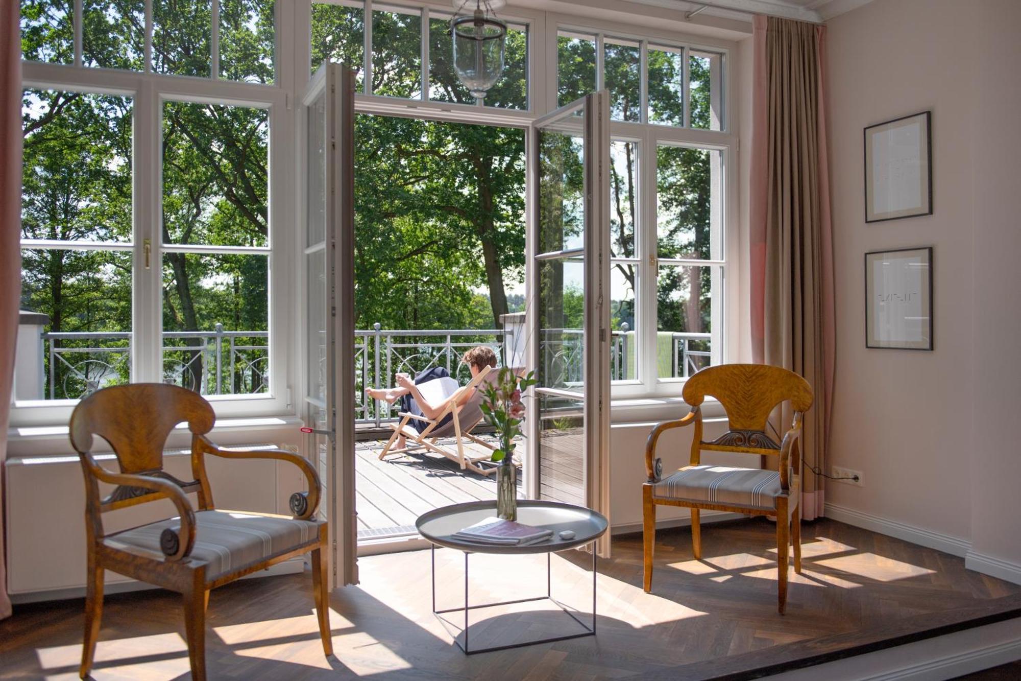 Herrenhaus Roeddelin Templin Bagian luar foto